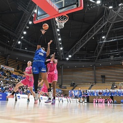 2/7_vsシャンソン化粧品 シャンソンVマジック